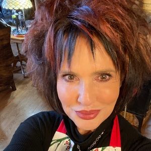 Meet your Posher, Sue ellen